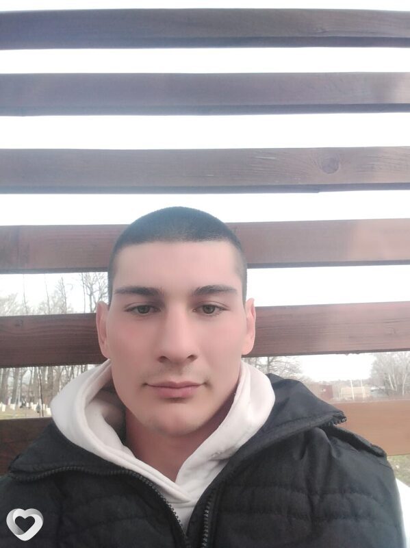 Валерий, 25, Красном Сулине — анкета №1178662