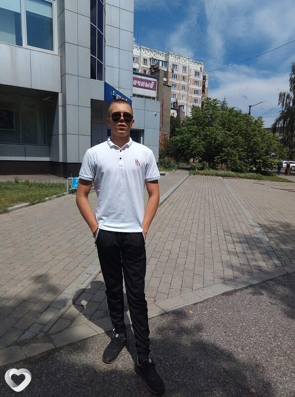 Данил, 22, Москве — анкета №1178586