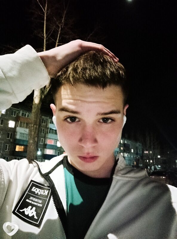 Данил, 21, Москве — анкета №1178675