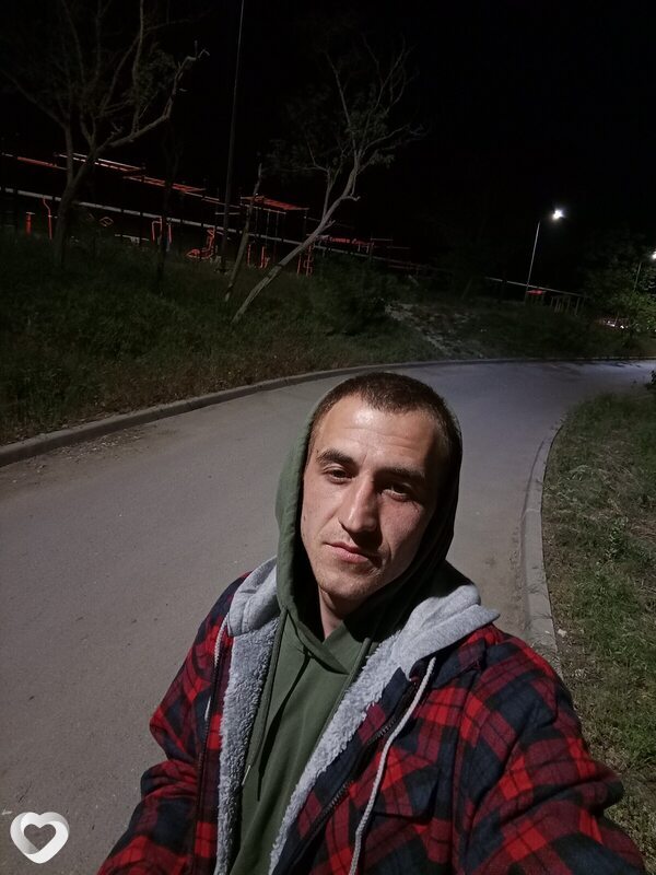 Родион, 30, Енакиеве — анкета №1179802