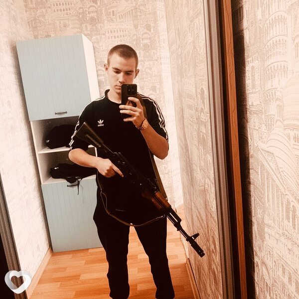 Олег, 20, Канске — анкета №1180349