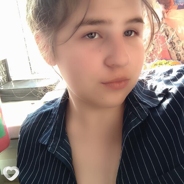 Юля, 20, Бийске — анкета №1180248