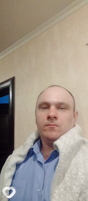 Саша, 37, Новотроицке — анкета №1180893