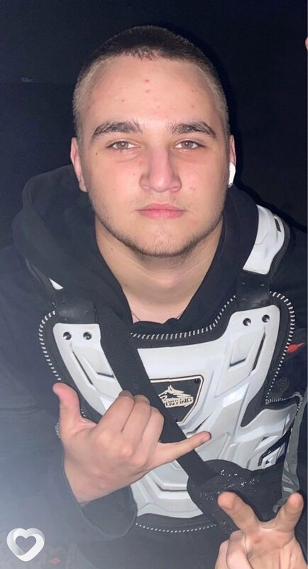 Никита, 20, Москве — анкета №1182372