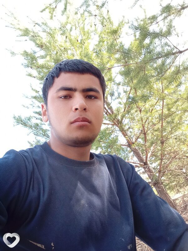 Jahongir Urolov, 23, Ижевске — анкета №1182661
