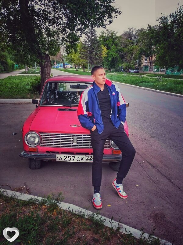 Дмитрий, 20, Барнауле — анкета №1183195
