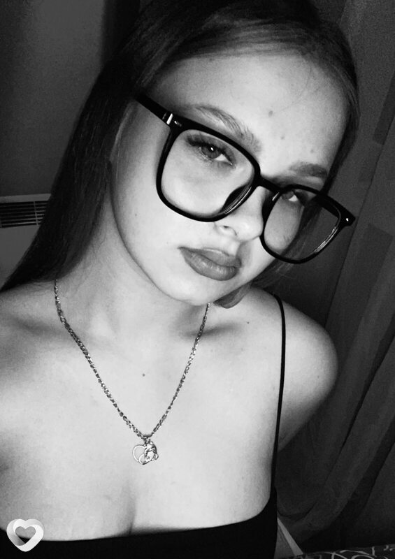 Анюта, 22, Донецке — анкета №1182960