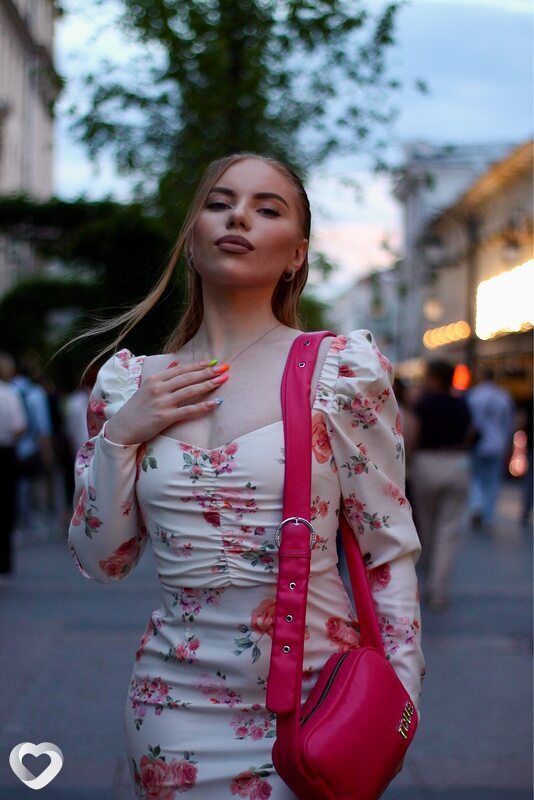 Алина, 21, Москве — анкета №1183326