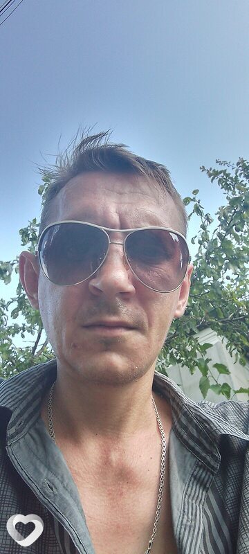 Олег, 41, Луганске — анкета №1183371