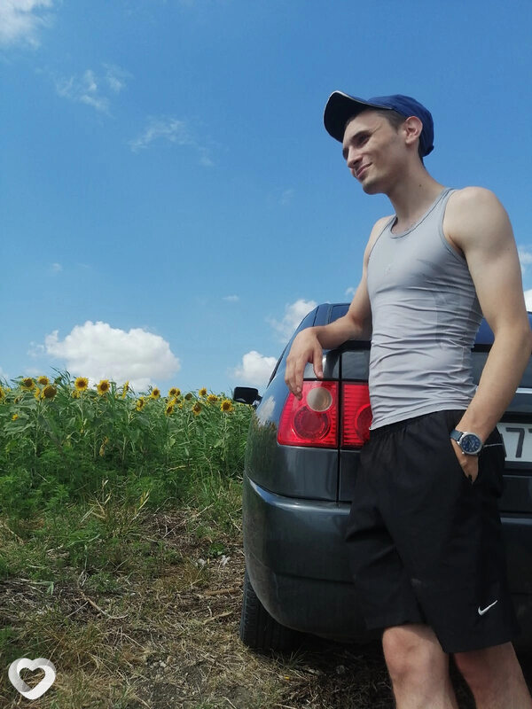 Михаил, 27, Новороссийске — анкета №1184652