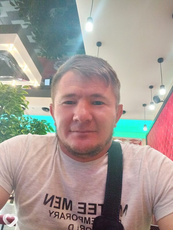 Толик, 35, Донецке — анкета №1185907