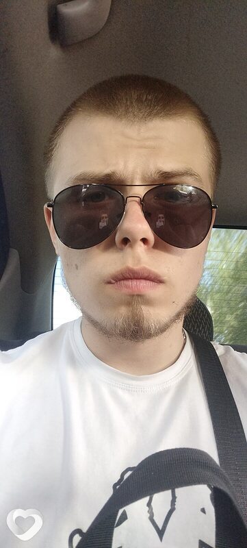 Данила, 20, Знаменске — анкета №1186455