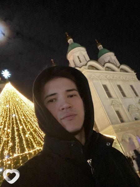 Азат, 27, Москве — анкета №1189587