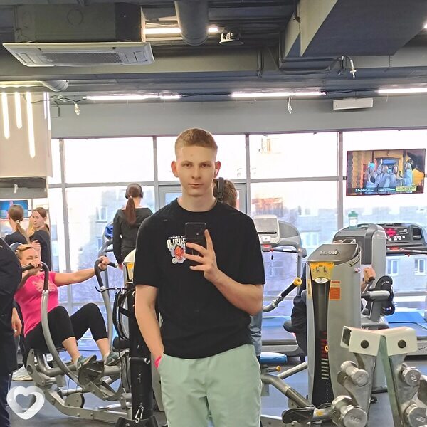 Даниил, 20, Архангельске — анкета №1190121