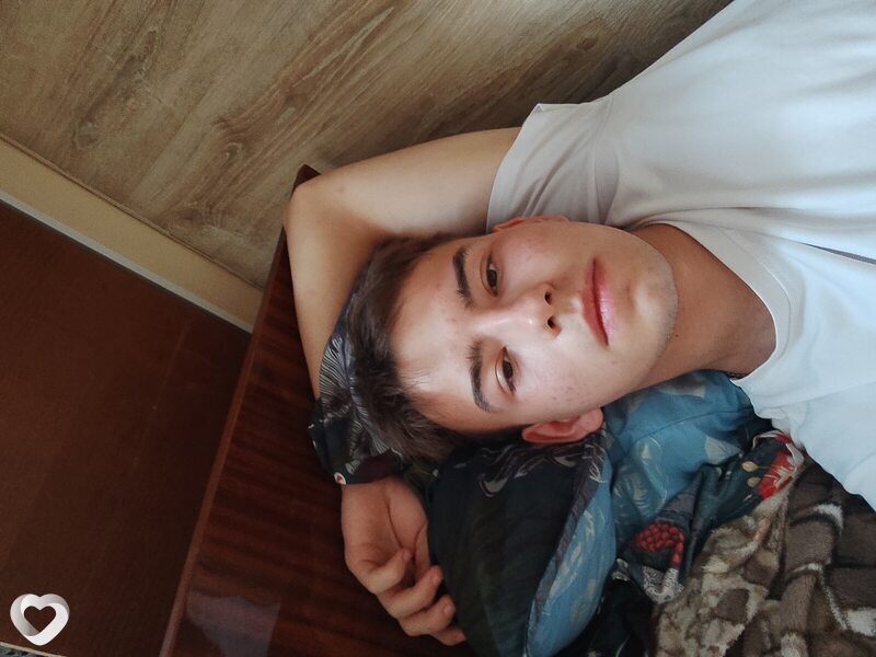 Виталий, 21, Славянске-на-Кубани — анкета №1193307