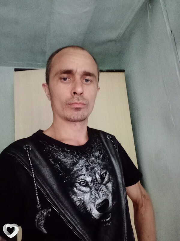 Михаил, 32, Междуреченске — анкета №1199585
