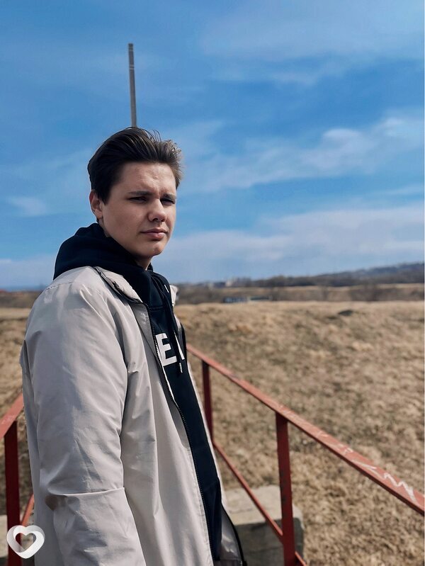 Артур, 20, Москве — анкета №1201591