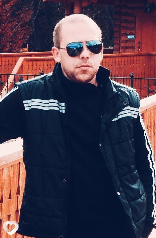 Максим, Выкса