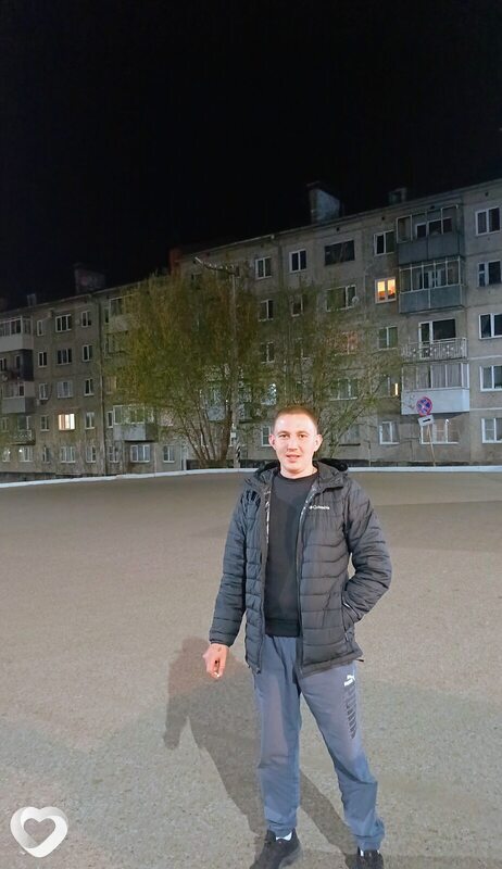 Антон, 30, Осинниках — анкета №1201997