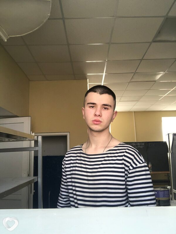 Роберт, 21, Симферополе — анкета №1202607