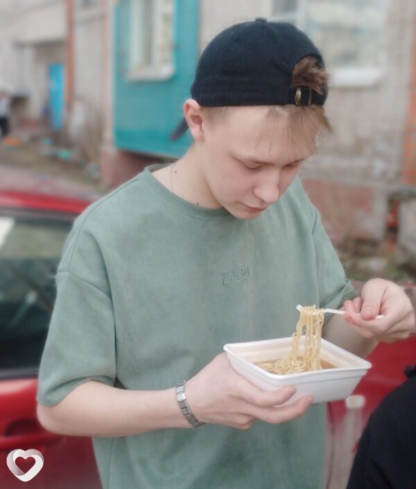 Никита, 21, Москве — анкета №1202760