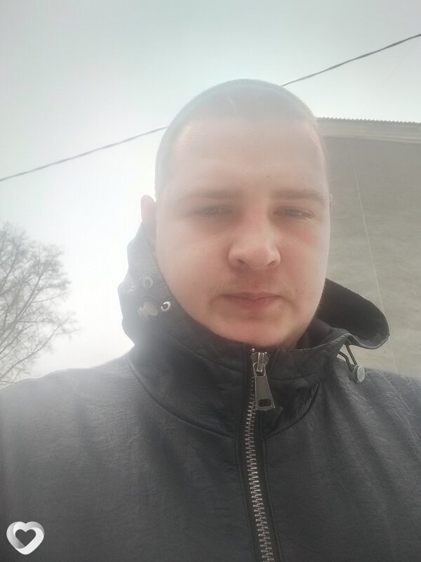 Максим, 24, Москве — анкета №1203591