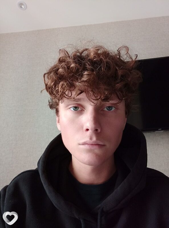 Александр, 21, Екатеринбурге — анкета №1203523