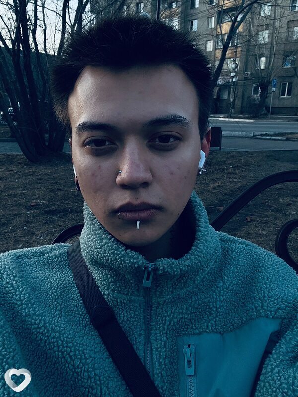Максим, 21, Чите — анкета №1203738