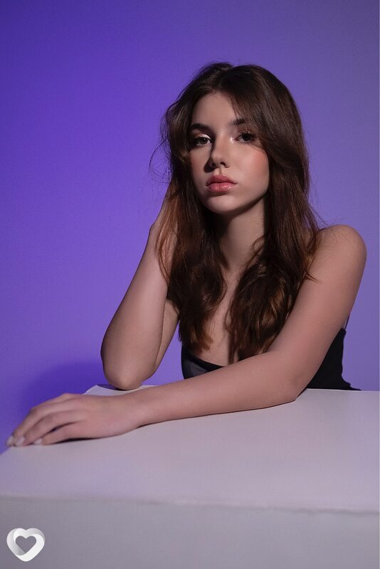 Лиза, 20, Санкт-Петербурге — анкета №1203863