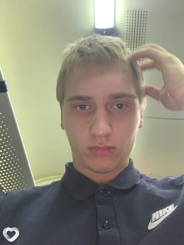 Александр, 21, Москве — анкета №1203963