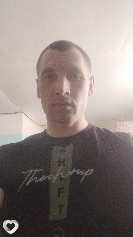 Игорь Цербе, 31, Уссурийске — анкета №1204887