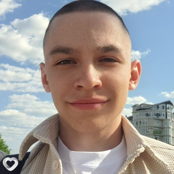 Максим, 21, Воронеже — анкета №1205474
