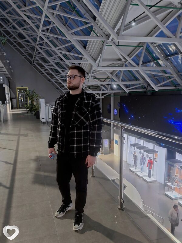 Артем, 26, Москве — анкета №1207378