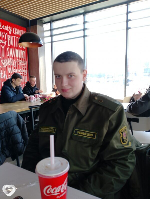 Павел, 22, Минске — анкета №1207422