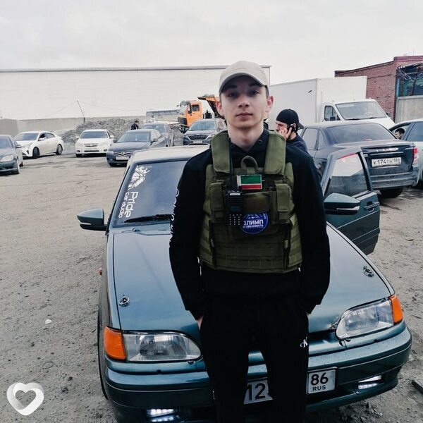 Данис, 20, Москве — анкета №1209319