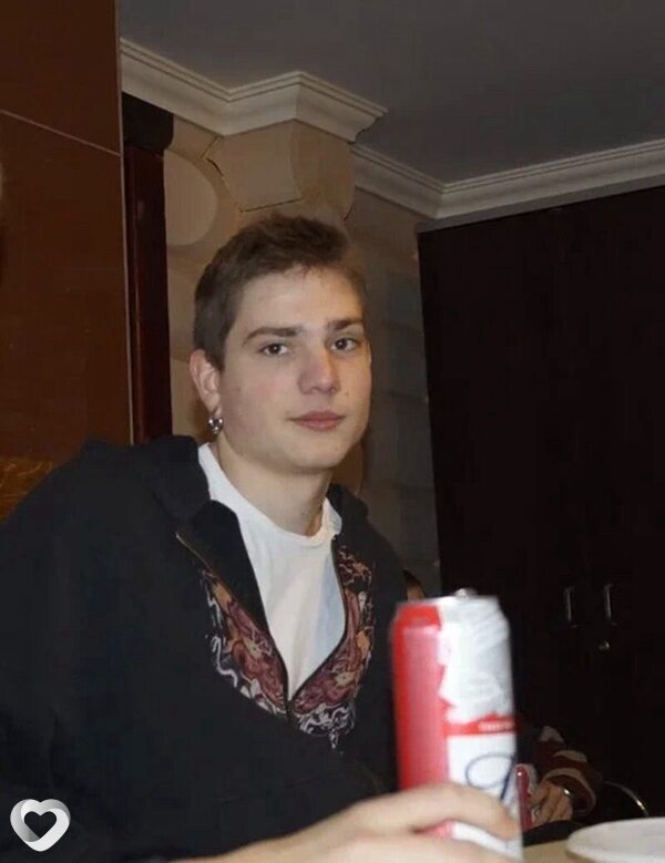 Артем, 22, Санкт-Петербурге — анкета №1209426