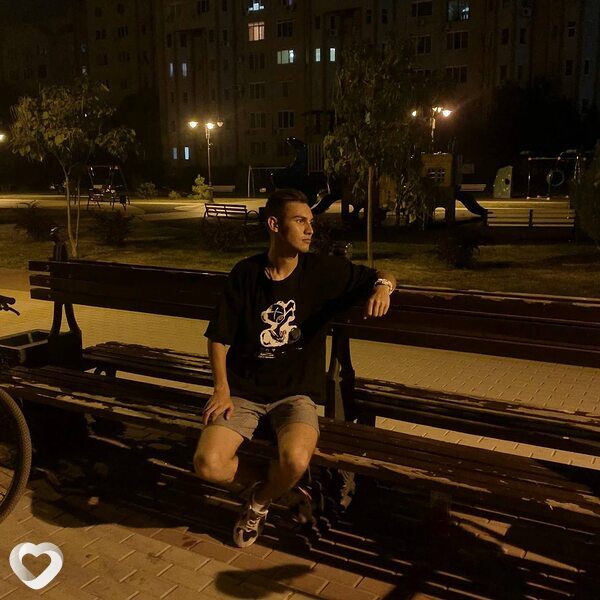 Илья, 26, Ейске — анкета №1209474