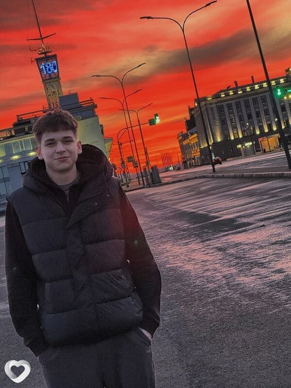 Илья, 24, Москве — анкета №1210355