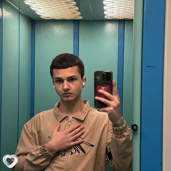 Даниэль, 20, Москве — анкета №1210700