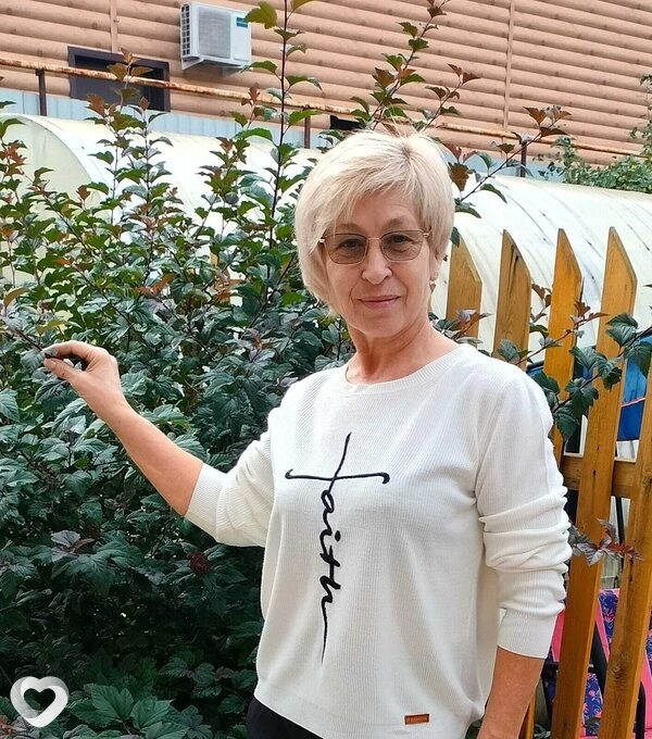 Ольга, 61, Новосибирске — анкета №1210665