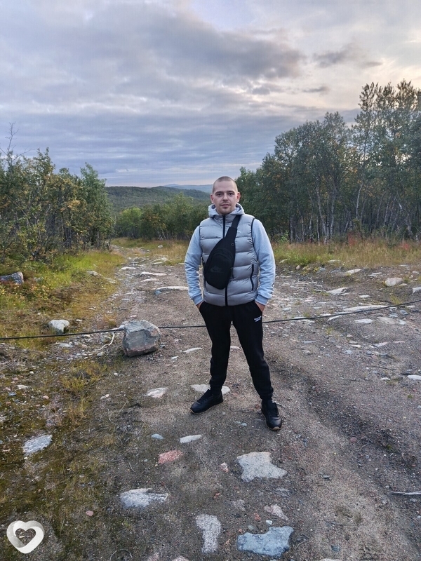 Виталик, 27, Северодвинске — анкета №1210923