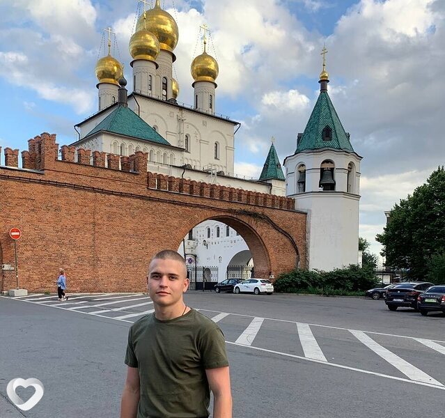 Данил, 21, Москве — анкета №1211419