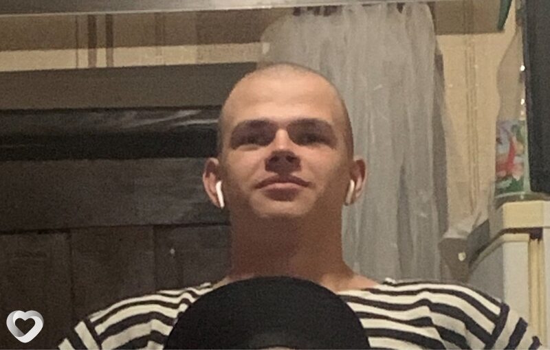 Илья, 21, Новороссийске — анкета №1211383