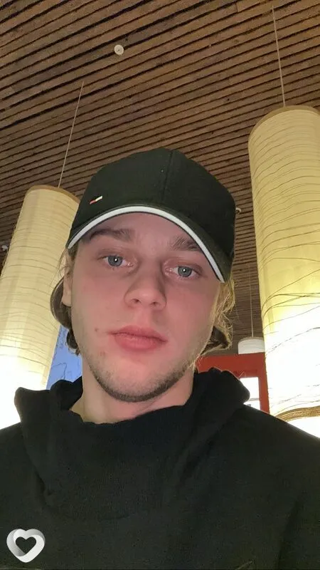 Дима, 31, Москве — анкета №1211399