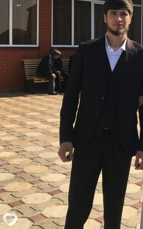 Адлан, Хасавюрт