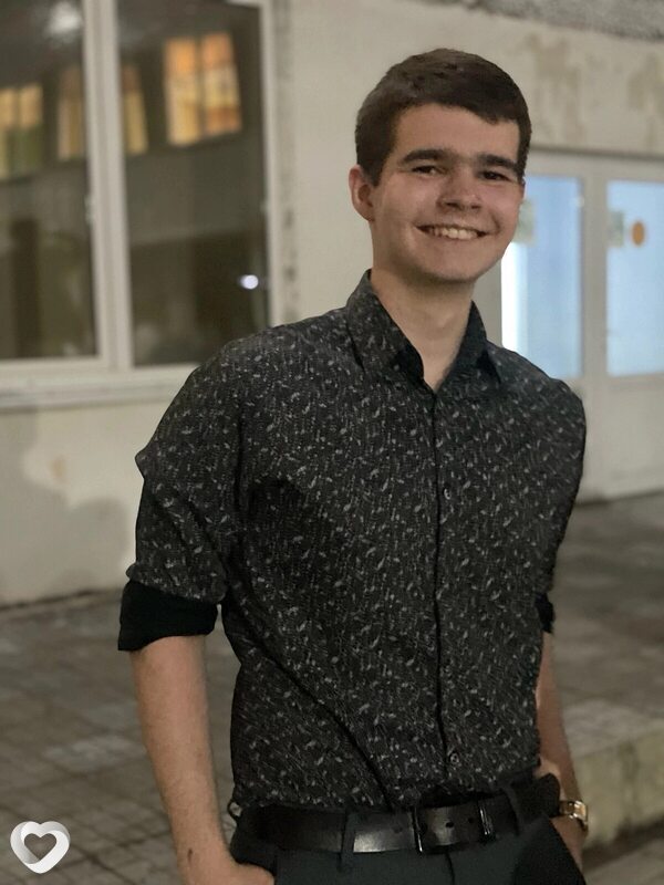 Денис, 20, Новороссийске — анкета №1212800