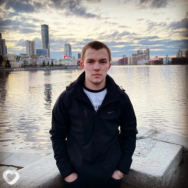 Артём, 24, Сургуте — анкета №1212832