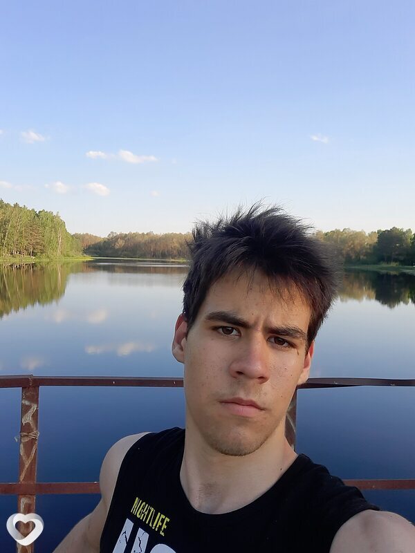 Анатолий, 20, Казани — анкета №1213001