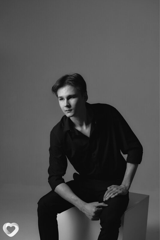 Александр, 21, Москве — анкета №1213049