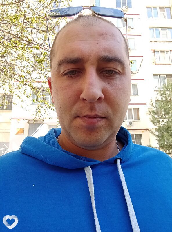 Саша, 33, Батайске — анкета №1213521